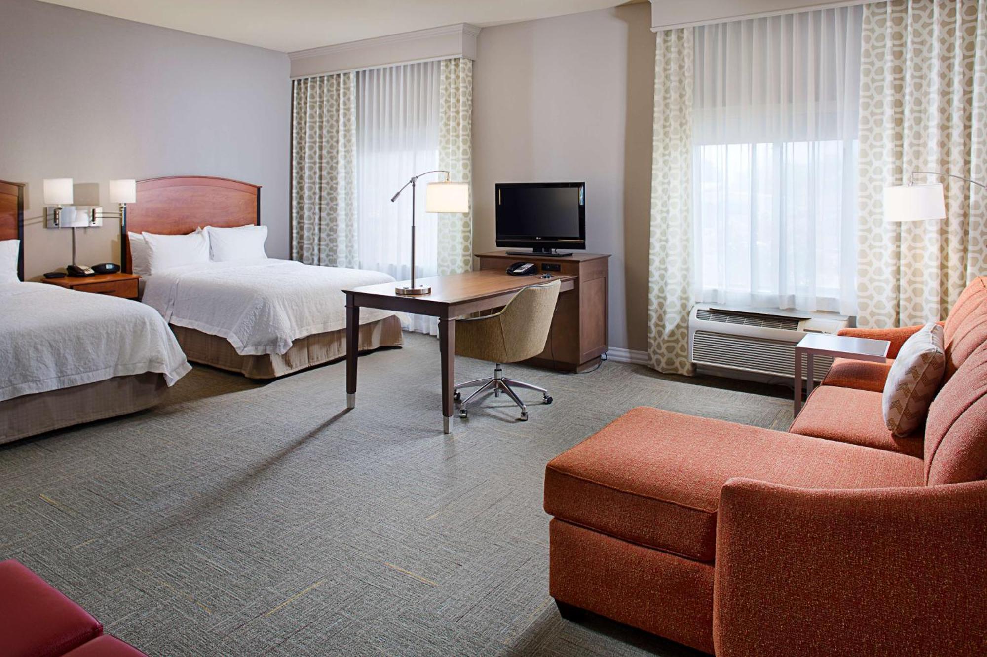 Hampton Inn & Suites Ланкастер Экстерьер фото