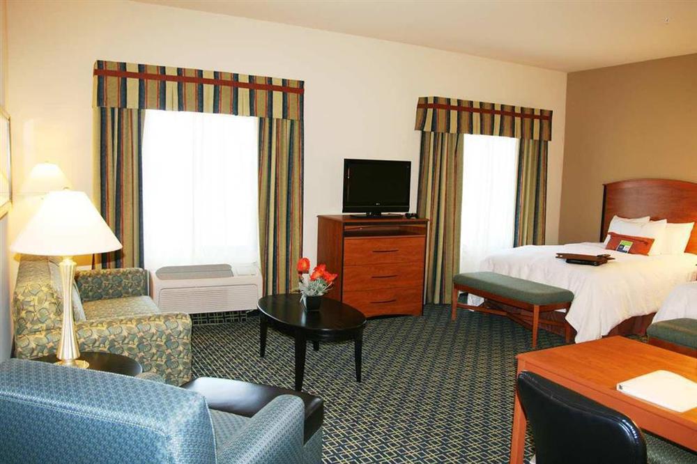 Hampton Inn & Suites Ланкастер Интерьер фото